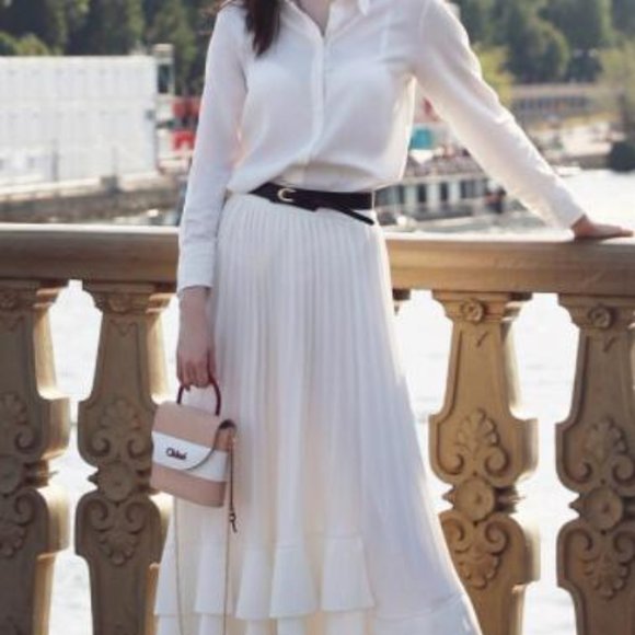Skirt belt